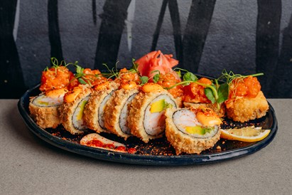 Sushi z przyjaciółmi w Suszarni we Wrocławiu (Kąty Wrocławskie)
