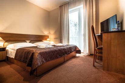 Pobyt dla Dwojga w Hotelu nad Pisą z Obiadokolacją i Sauną