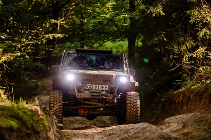 Szkolenie off-road w Trójmieście – 50 min za kółkiem Nissana Patrola!