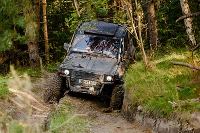 Szkolenie off-road w Trójmieście – 50 min za kółkiem Nissana Patrola!
