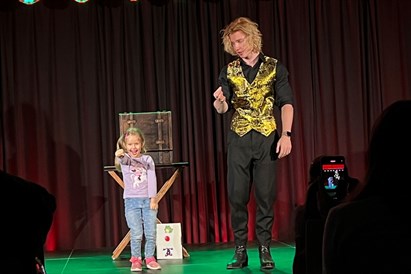 Teatr Magii – voucher na bilet ulgowy na spektakl iluzji!