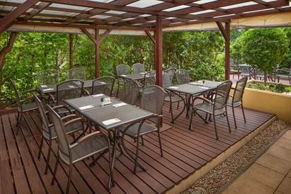 Romantyczny weekend w Budapeszcie dla dwojga w Escala Hotel & Suites