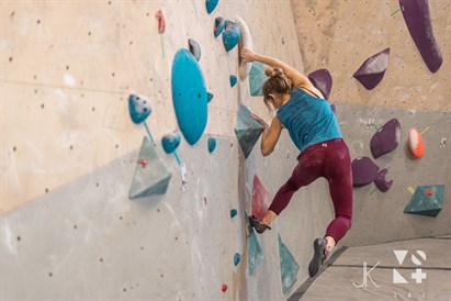 Bouldering z instruktorem (60 min) + ściana bez limitu – VOLT Łódź