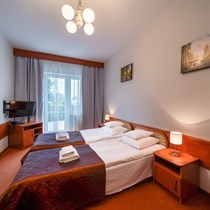 Romantyczny Weekend dla Dwojga – 2 Noce, Kolacja, Masaż i Seans w Saunie