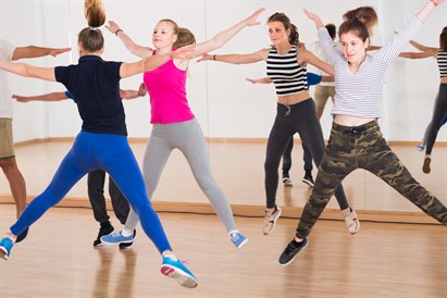 Zajęcia tańca użytkowego w szkole "Prowadzimy w Tańcu" - 4 lekcje - Warszawa