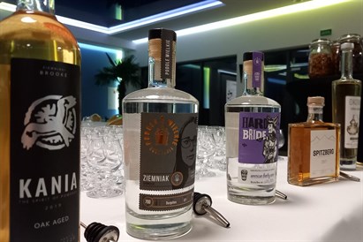 Degustacja okowit i wódek starzonych