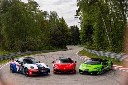 Jazda Ferrari F8 Tributo, Lamborghini Huracan i Porsche 911 Carrera 4 - pojedynek supersamochodów