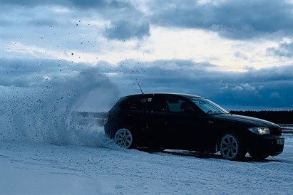 Lekcja driftu - nauka kontrolowanego poślizgu z instruktorem - Fly& Drive