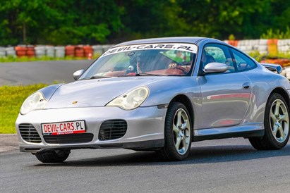 Subaru Impreza WRX vs Porsche 911 Carrera