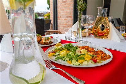 Lunch z domowym deserem dla jednej osoby - Hotel nad Pisą