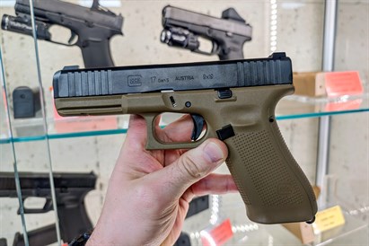 Strzelanie dla par w Warszawie: 100 kul – Art of Gun