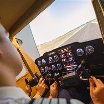 Lot na symulatorze Cessna 152 dla dwojga – SimAir Warszawa