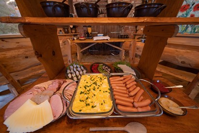 Weekendowy glamping dla dwojga w Jurcie Chingis-Hana