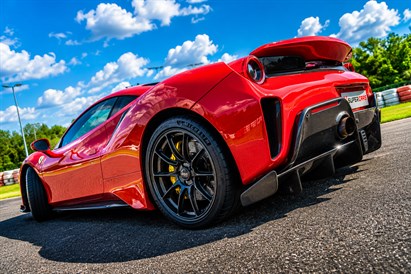 Jazda Ferrari 488 Pista po wybranym torze | 735 KM | Super-Cars