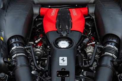 Jazda Ferrari F8 Tributo po wybranym torze 720 KM – najmocniejsze V8!