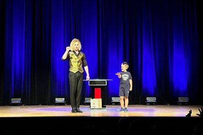 Teatr Magii – voucher na bilet ulgowy na spektakl iluzji!