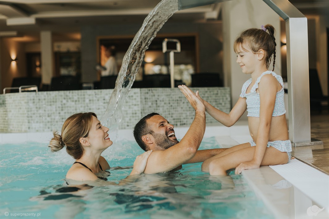 Weekendowy relaks dla rodziny w Termach Gorce – basen termalny i spa