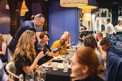 Voucher kwotowy na degustację wina lub whisky w Red Wine&Whisky
