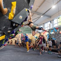 Miesięczny karnet na ściankę wspinaczkową bez limitu w Warszawie