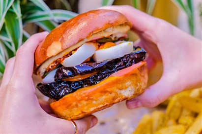 Orientalna kolacja dla dwojga – smak Bliskiego Wschodu w sercu Warszawy