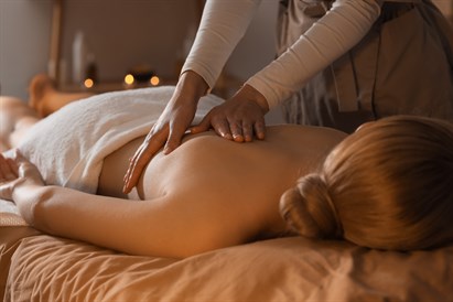 Masaż pleców i kręgosłupa w Calmea Spa