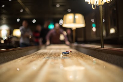 Shuffleboard w MK Bowling - Poznań