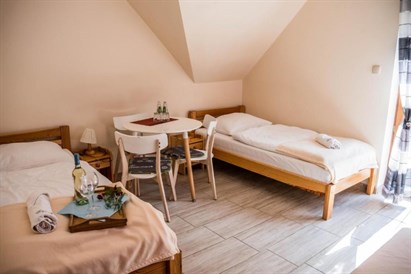 Romantyczny weekend dla dwojga w sercu lasu - Chata „na Końcu” Świata w Słopnicach