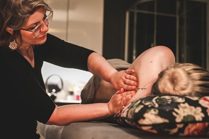 Masaż dla kobiet – chwila głębokiego odprężenia w Gdańsku
