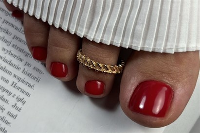Pedicure hybrydowy i stylizacja brwi - Ninails & Beauty Warszawa