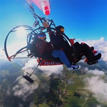 Lot motoparalotnią nad Beskidem małym i śląskim