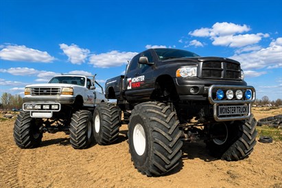 Pojedynek Monster Trucków dla 2 osób - Warszawa