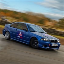 Lekcja driftu - nauka kontrolowanego poślizgu z instruktorem - Fly& Drive