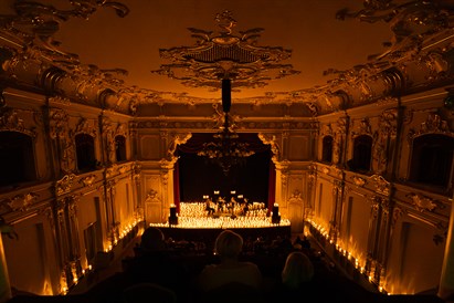 Koncert przy świecach w Toruniu– 60 minut muzycznych emocji