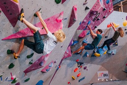 Bouldering dla dwojga z instruktorem + wejście open – VOLT Warszawa