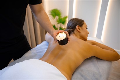 Masaż świecą w Bytomiu – relaks dla singla lub dwojga w Relax Spa