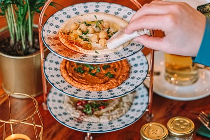 Orientalna kolacja dla dwojga – smak Bliskiego Wschodu w sercu Warszawy