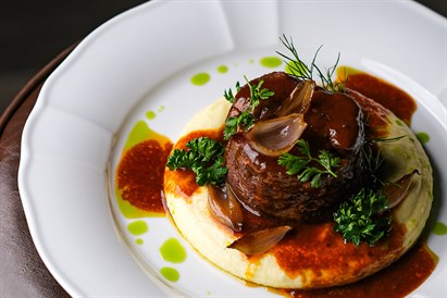 Z przyjaciółmi wszystko smakuje lepiej w Restauracji LOFT