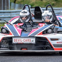 KTM X- Bow vs Porsche 911 Carrera