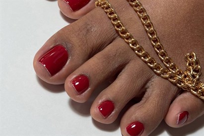 Pedicure hybrydowy - Doll Beauty Studio Kraków