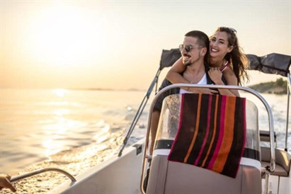3 noce w domku na wodzie dla dwojga – HouseBoats Mielno