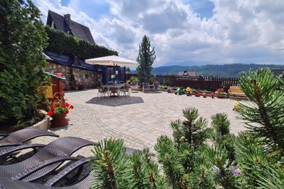 Weekend w górach dla dwojga w Willi Roztoka + Termy Podhala