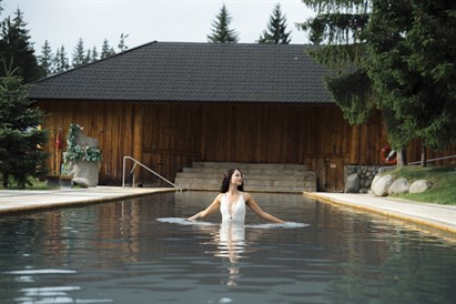 Termy Gorący Potok – voucher na 2,5 h relaksu w strefie basenowej