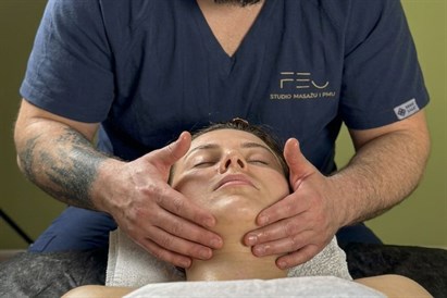 Klasyczny masaż twarzy w Studio FEU Wrocław