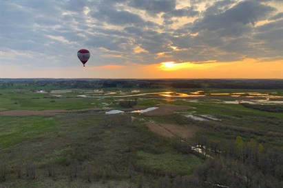 Lot balonem nad Biebrzą – widoki, które zapierają dech!