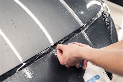 Powłoka ceramiczna na samochód w Dark Detailing – trwała ochrona i głęboki połysk
