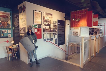 Zwiedzanie "Muzeum życia w PRL" we Dwoje | Warszawa