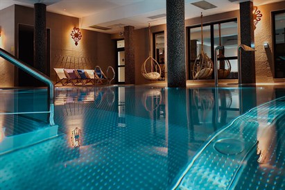 Relaks dla dwojga w Termach Gorce – basen, jacuzzi, sauny i grota solna