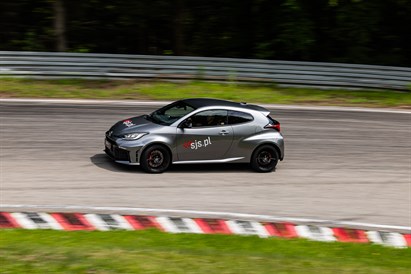 Zostań kierowcą rajdowym w Toyocie GR Yaris na torze wyścigowym