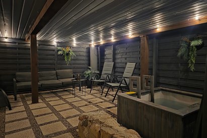 Wynajem strefy saun i jacuzzi na wyłączność z przekąskami i winem - Strefa Saun Viva La Vida