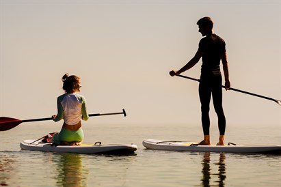 SUP-y dla dwojga – szkolenie i spływ o zachodzie słońca
